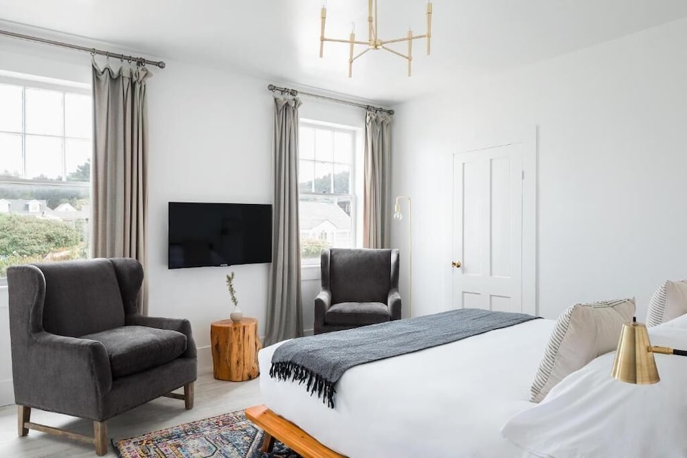 Inns of Mendocino 14/50