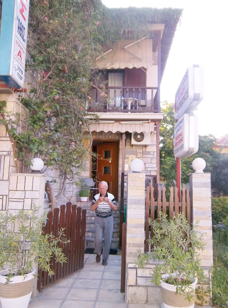 Pansion Athos Guesthouse 4/43