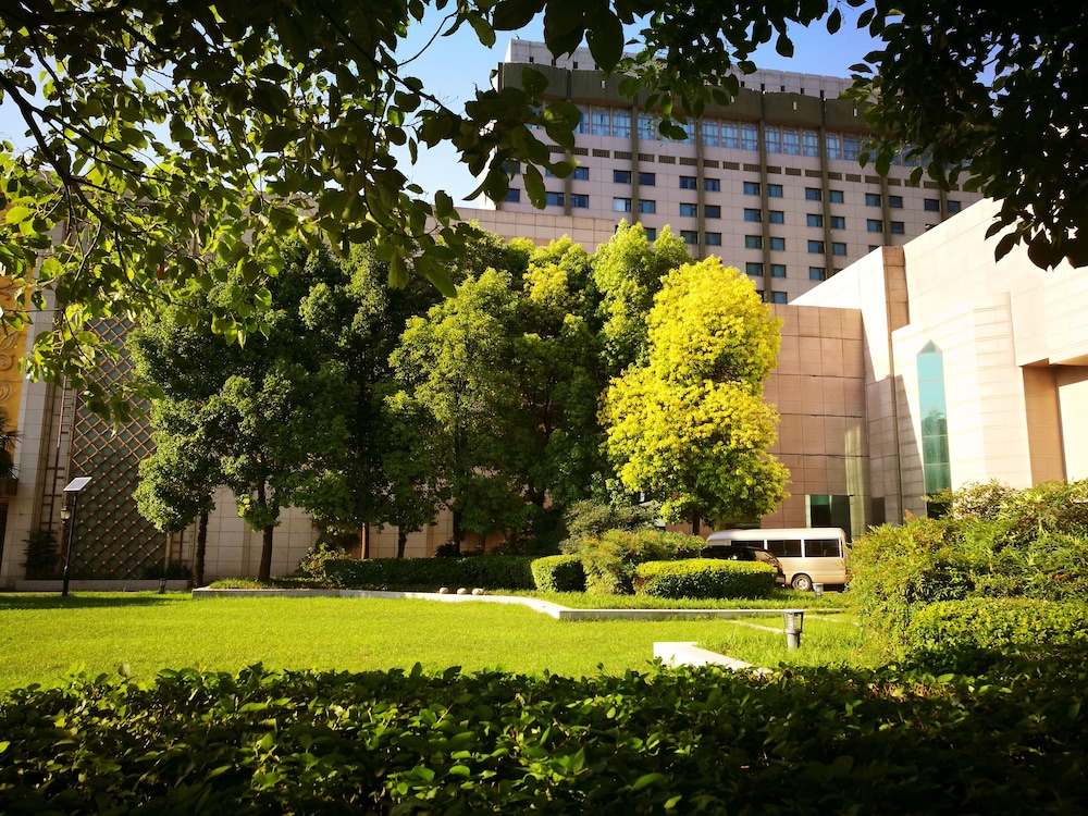 Sofitel Zhengzhou International 43/48