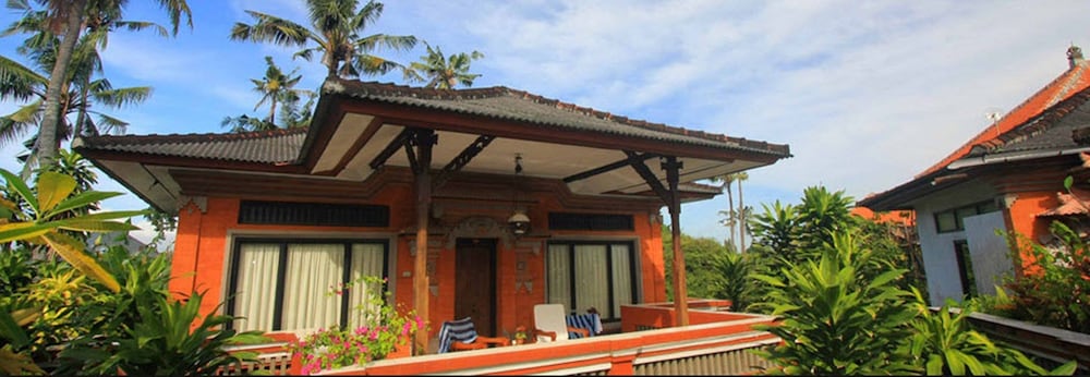 SWASTIKA BUNGALOW in BALI