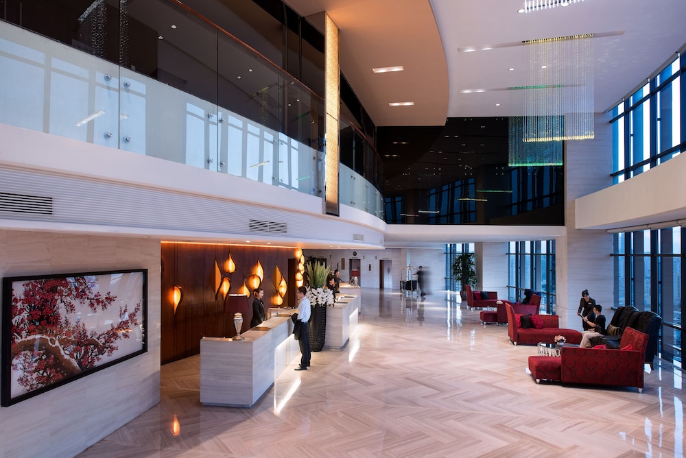 Huaqiang Plaza Hotel 7/42