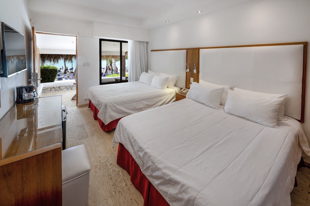 Viva Dominicus Beach by Wyndham, A Trademark All Inclusive 17/50
