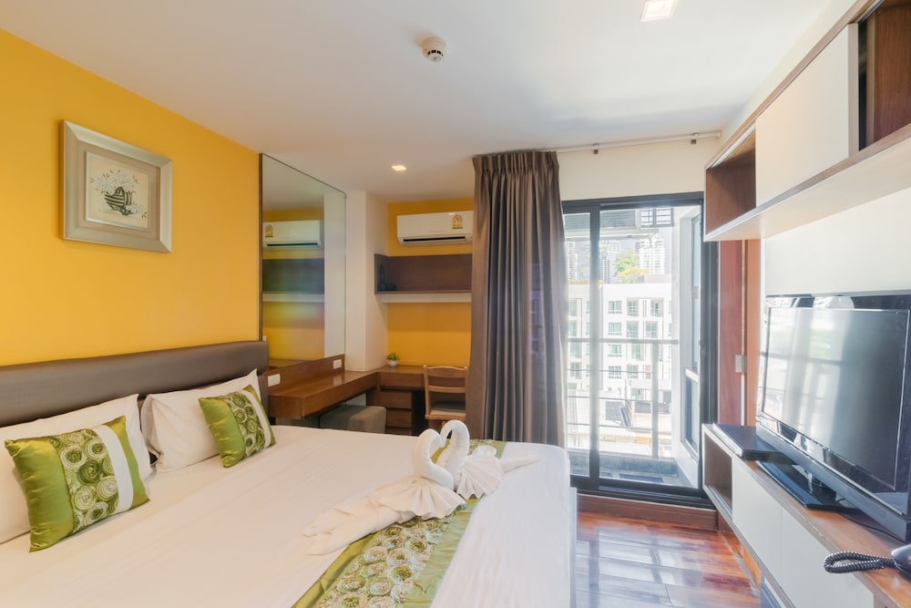 Silom Forest Exclusive Residence 49/65