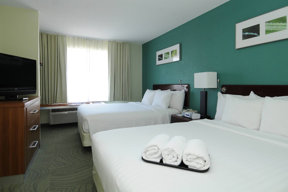 Springhill Suites by Marriott Warwick 6/38