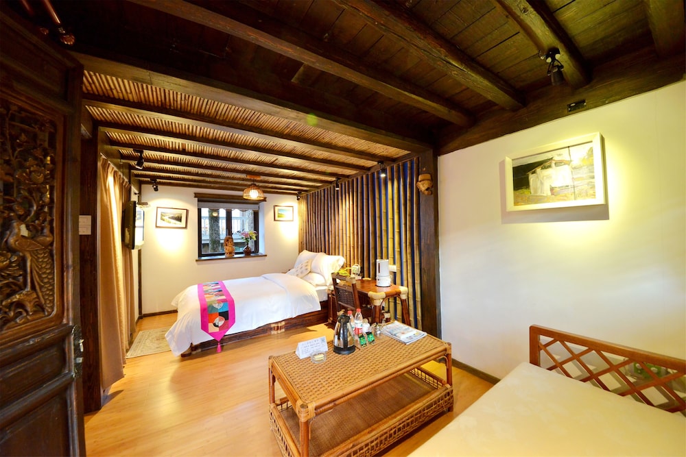 Lijiang Shuhe Youyiju Private Club 16/50