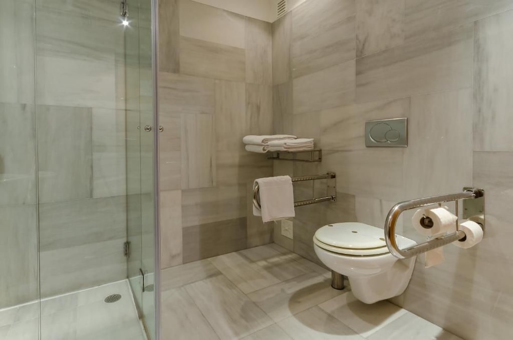 Belver Principe Real Hotel 62/64