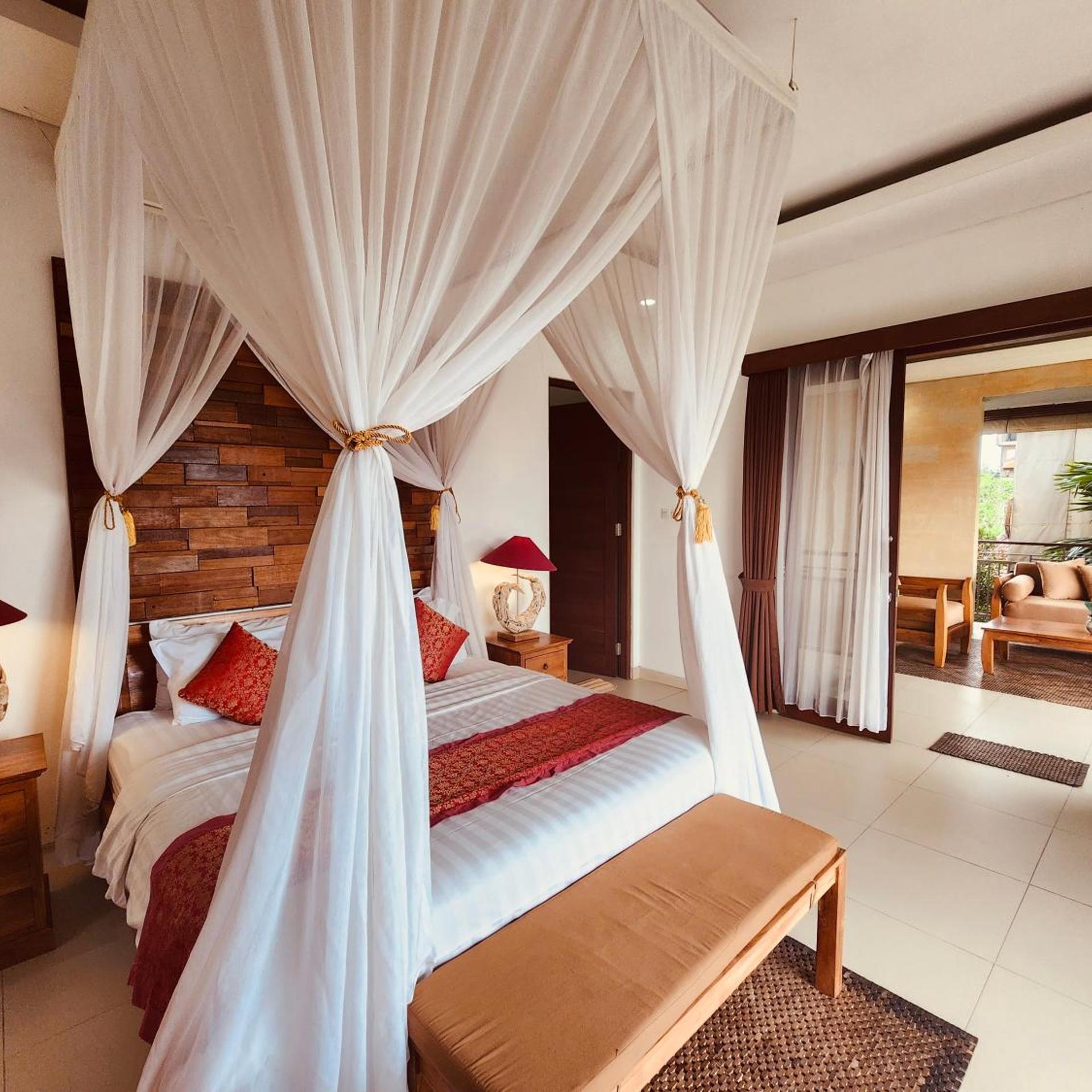 2 Bedrooms, Pool, Villa