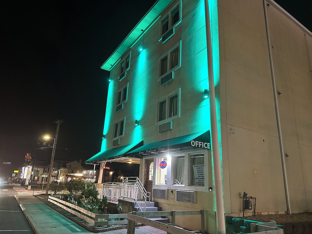 Sea Palace Inn 2/70