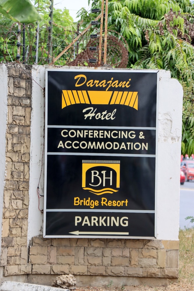 Darajani Hotel Ltd 3/50