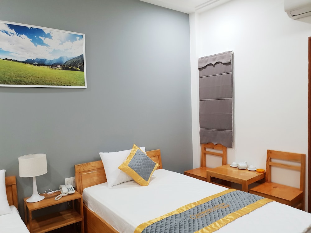 Quy Nhon Center Hotel 18/38