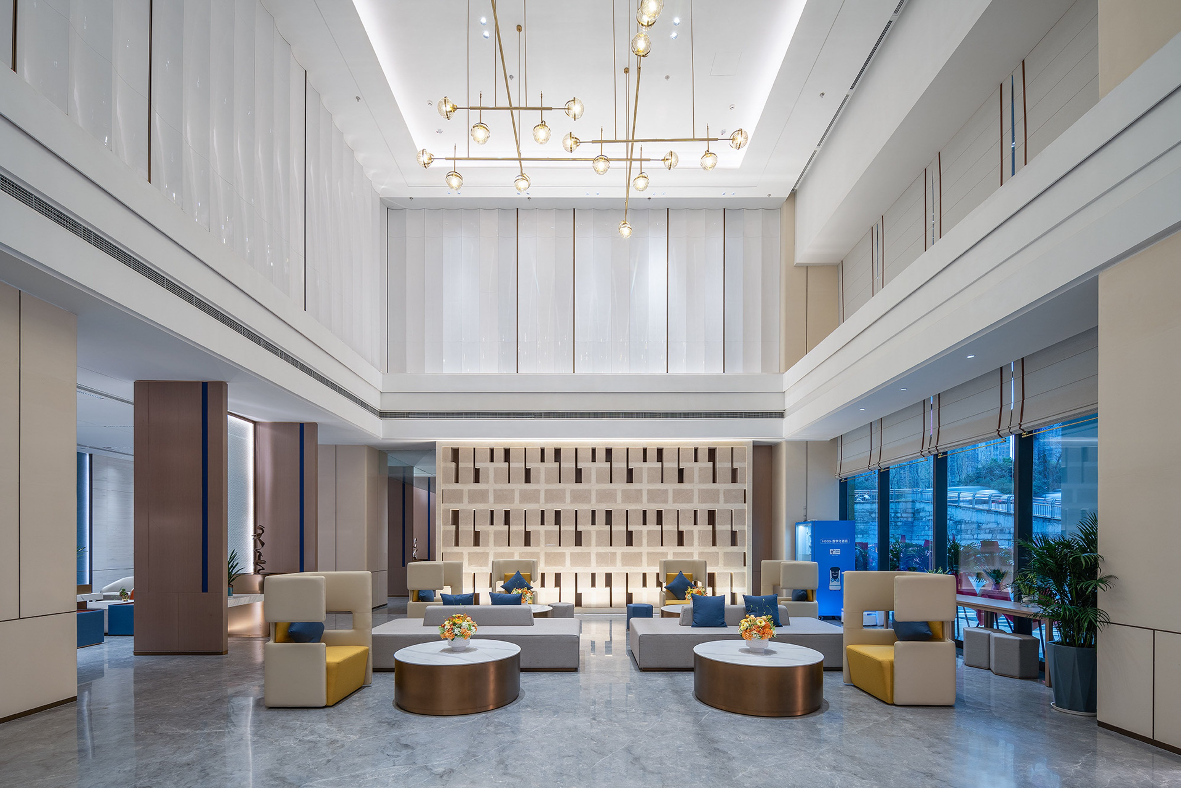 Holiday Inn Express Bazhong Center 20/27