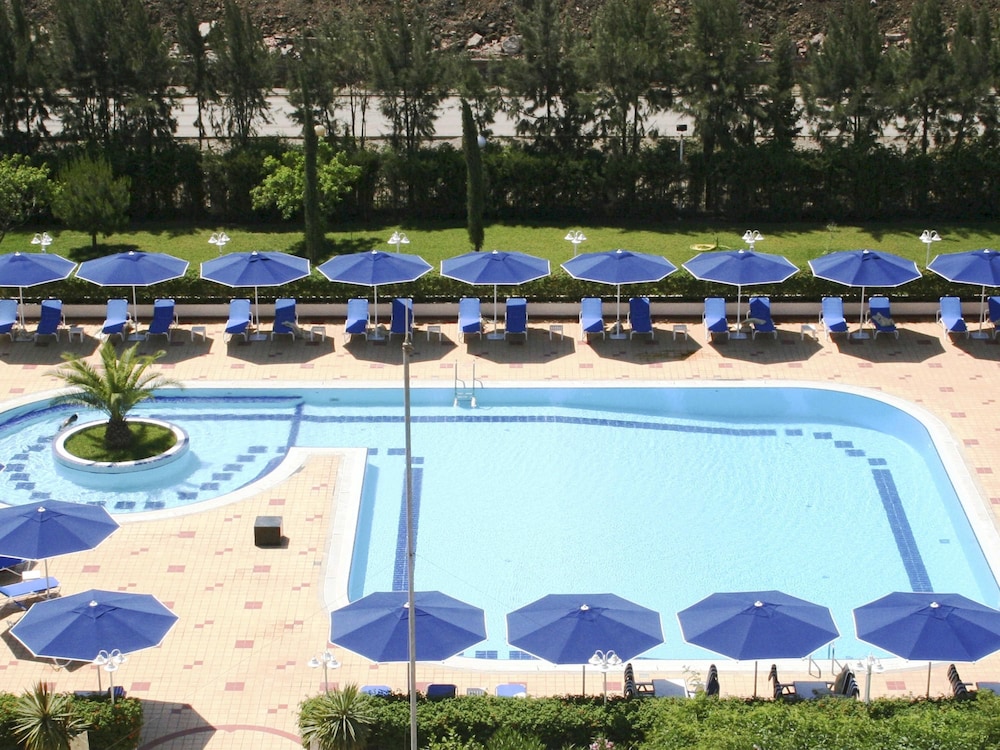 Mercure Alger Aeroport 76/78
