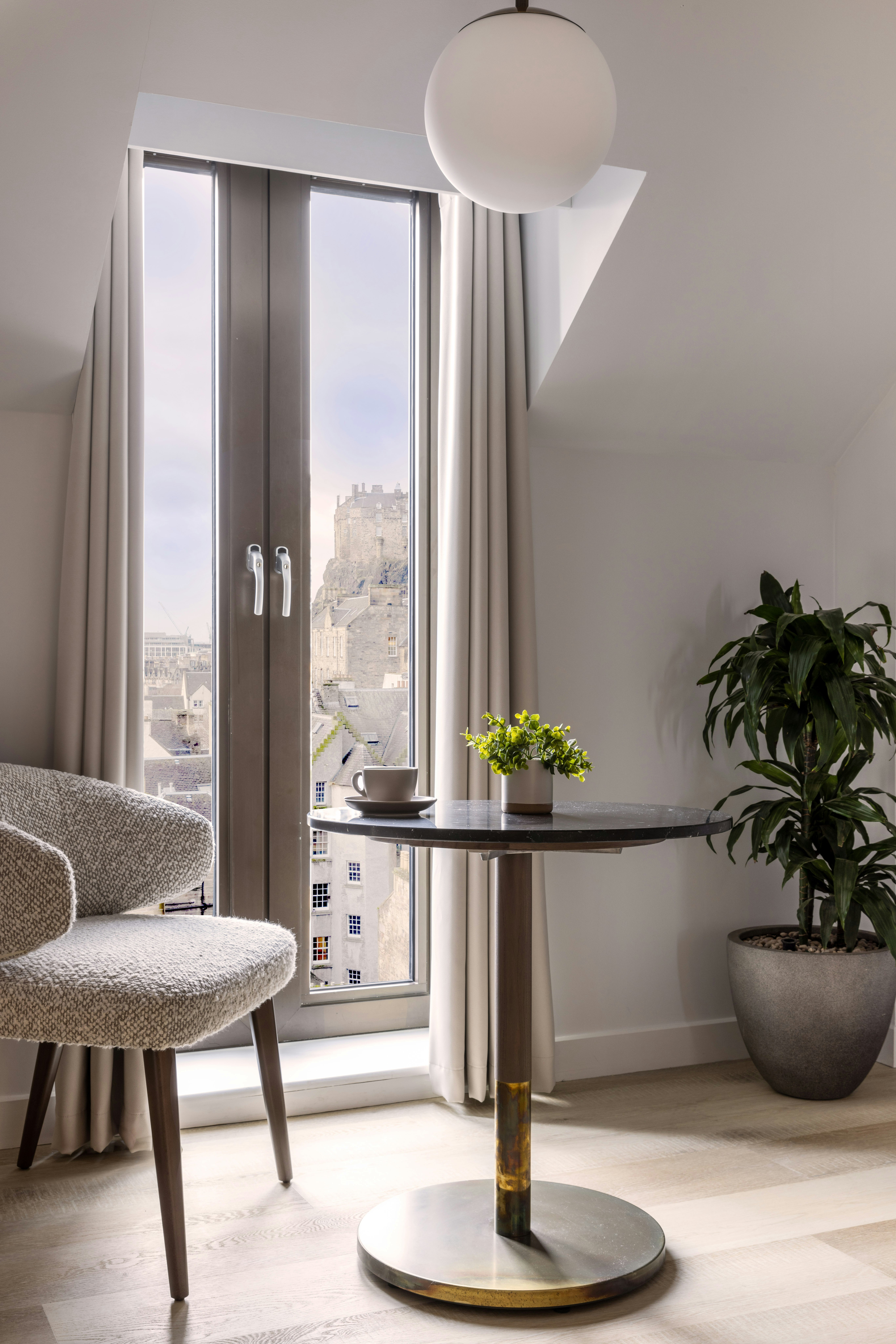 Virgin Hotels Edinburgh 28/46