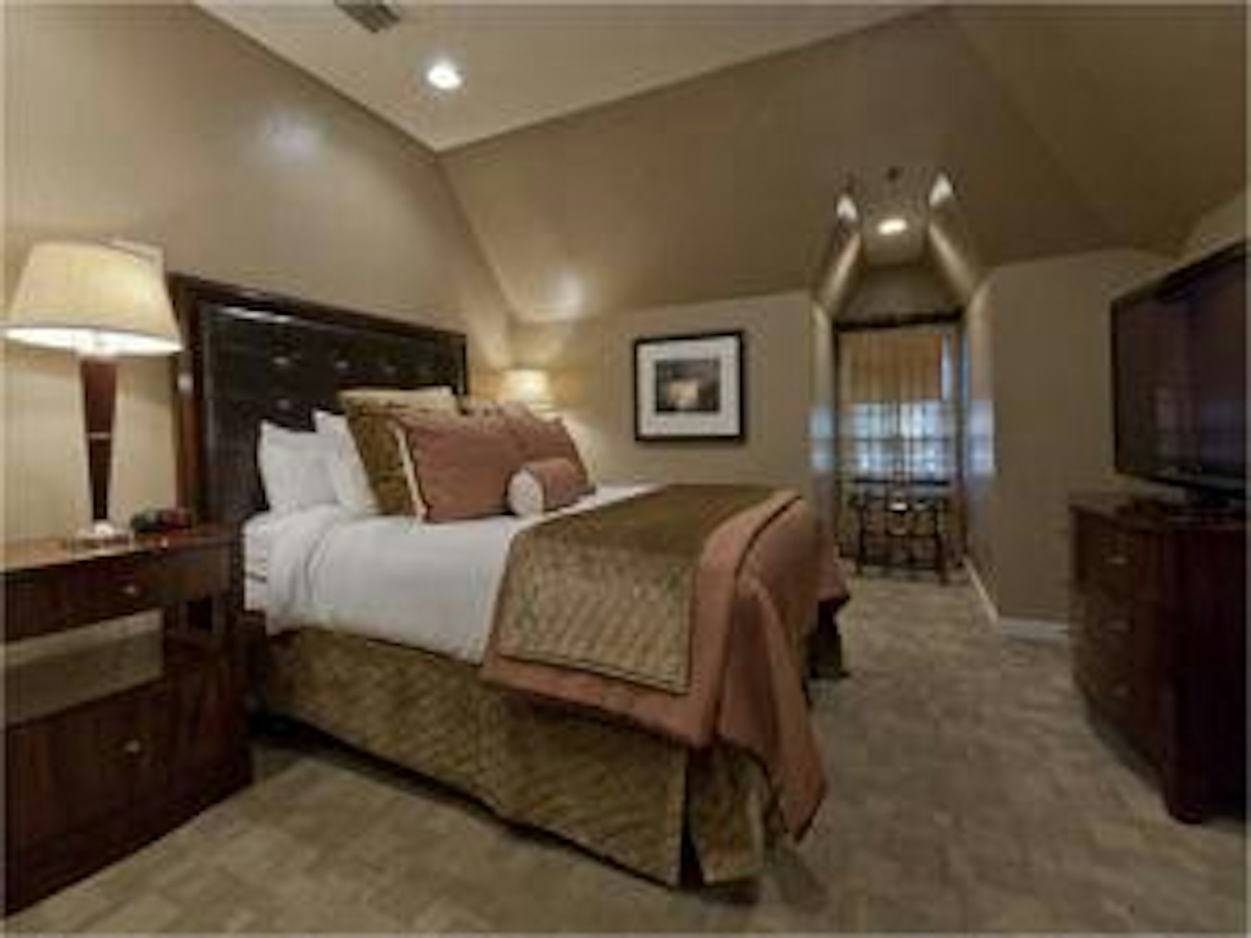 The Glidden House 4/48