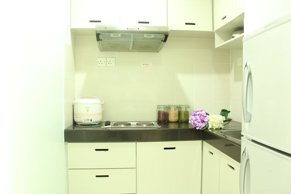 JinHold Service Apartment 17/18