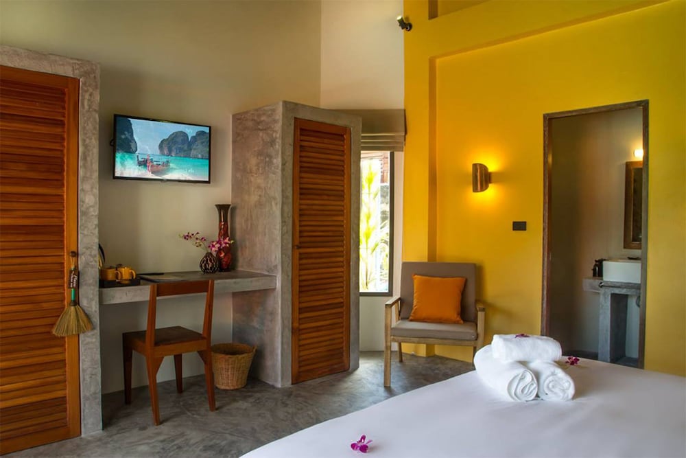 Secret Garden Beach Resort 43/70