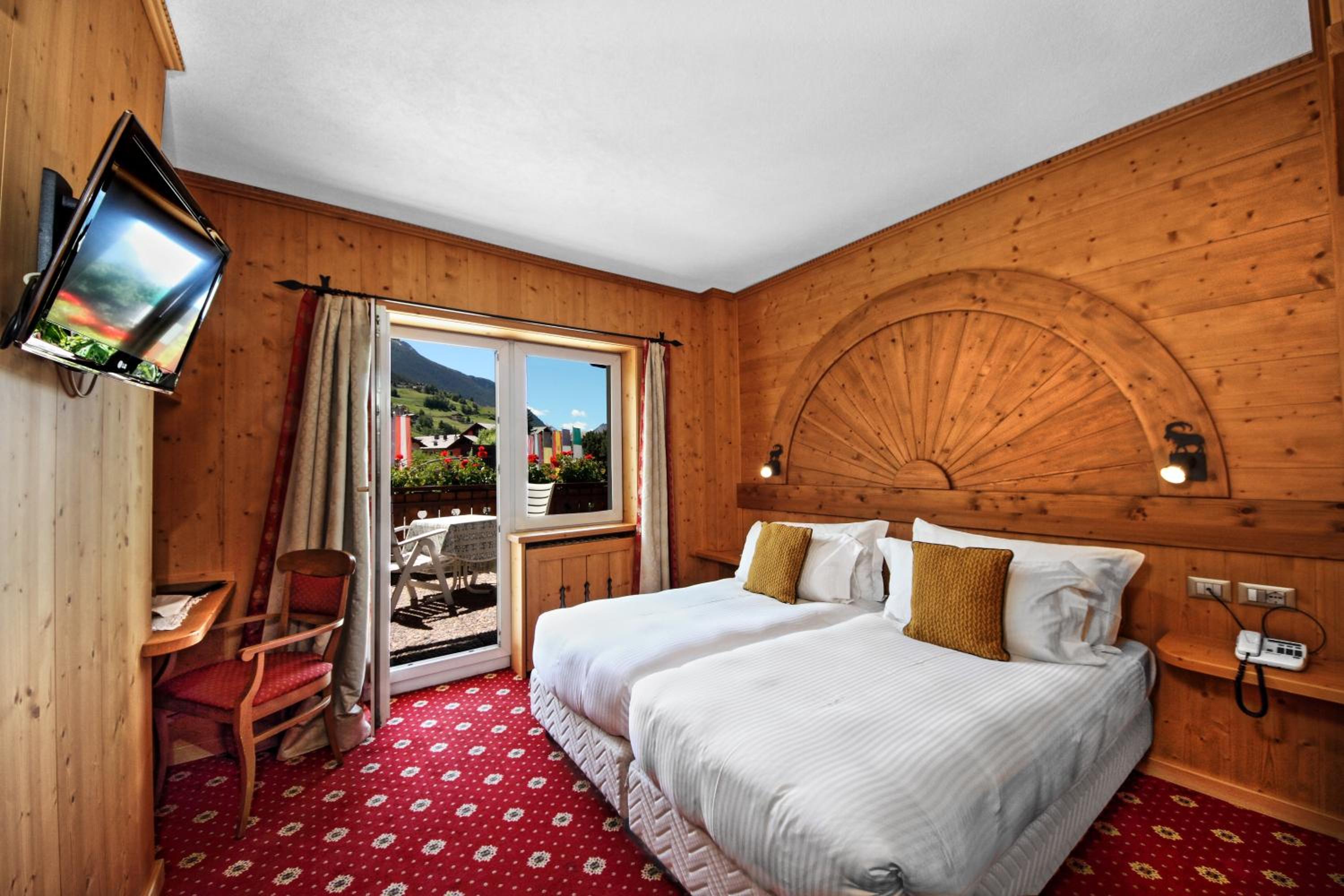 غرفة بسرير مزدوج، HOTEL BAITA DEI PINI 8/10