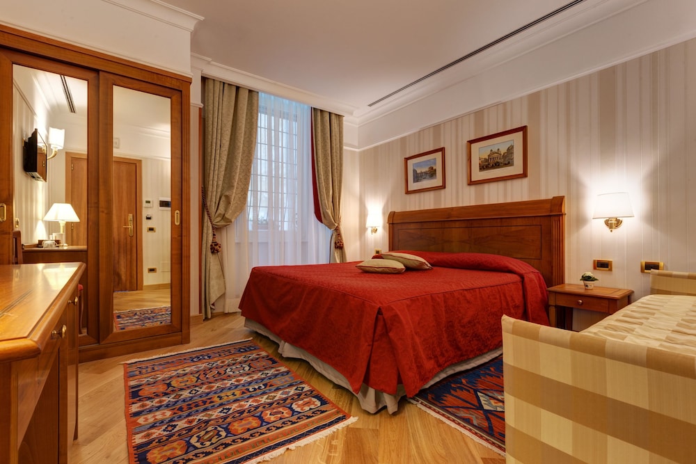 Residenza Roma Centro 33/47