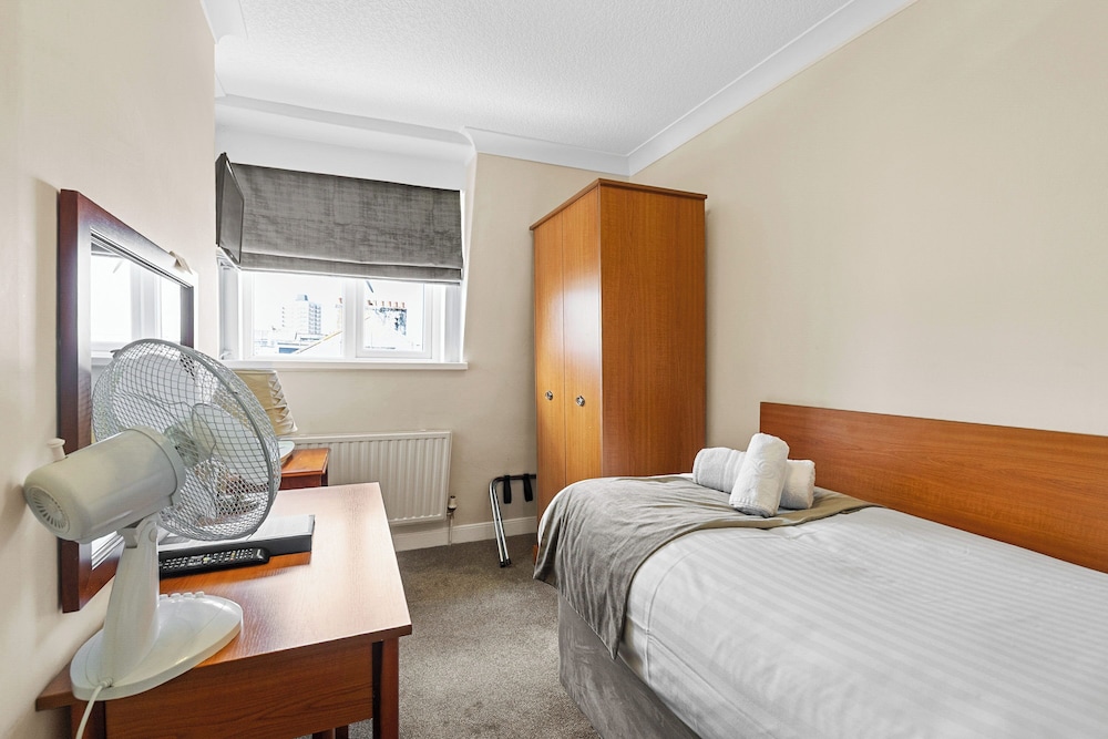 Invicta Hotel 14/64