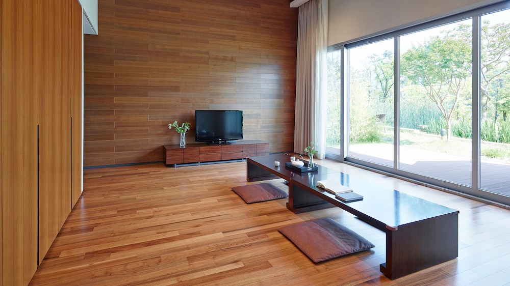 The Suites Hotel Namwon 38/75