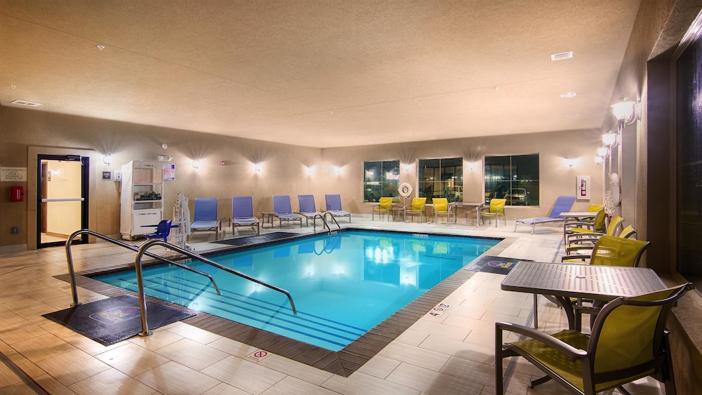 Best Western Lindsay Inn Suites 5/24