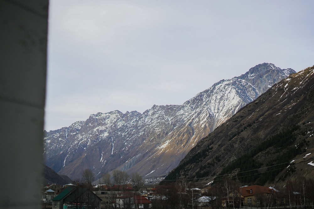 Suatis Resort Kazbegi 55/65