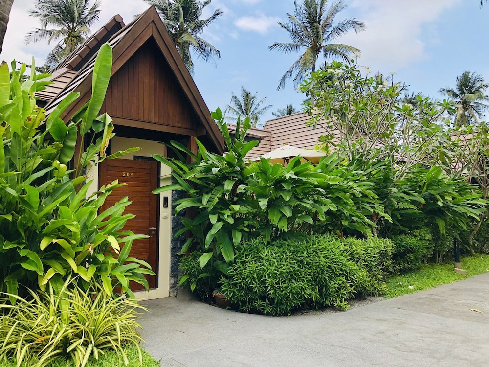 Khanom Beach Resort and Spa 63/68