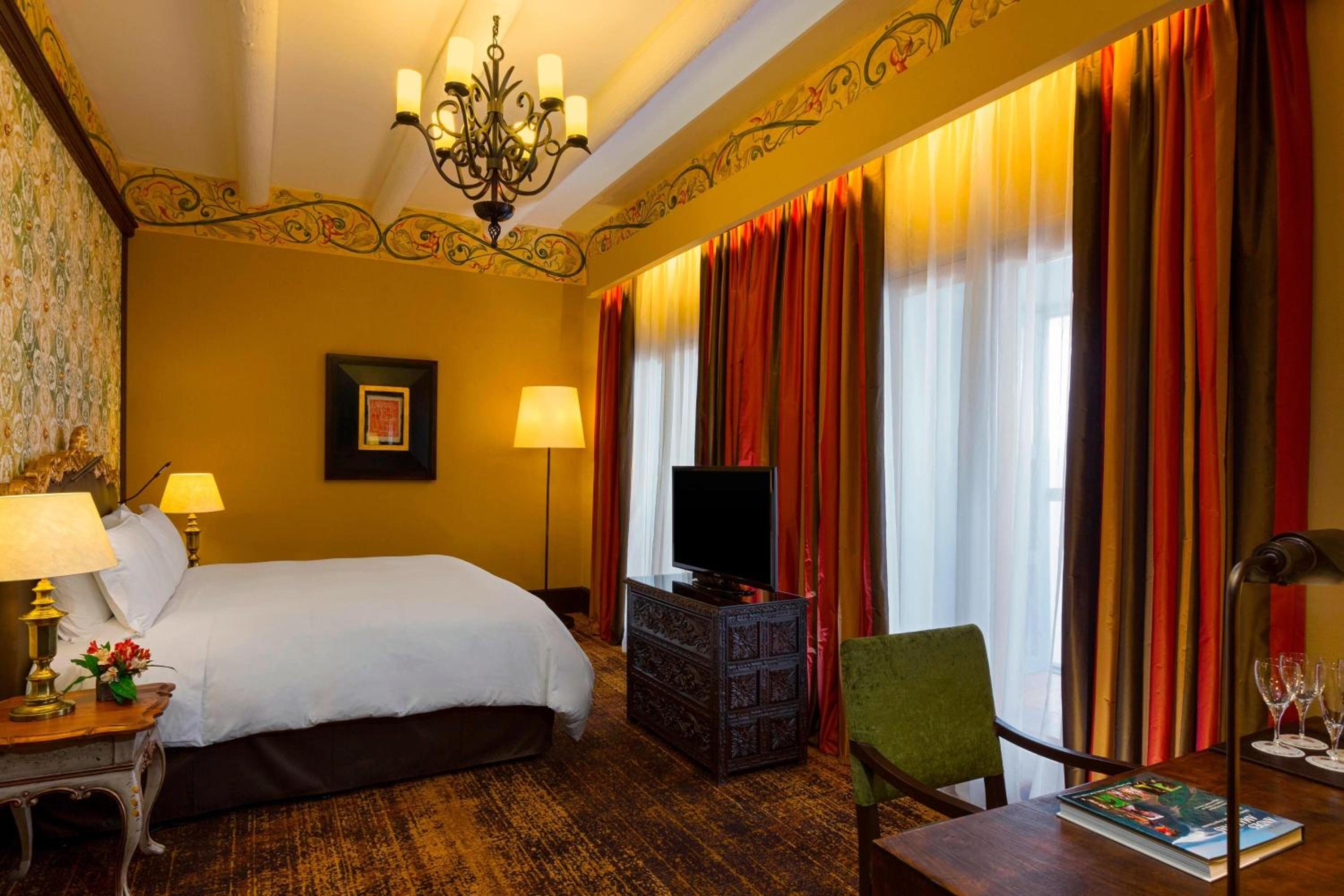 Imperial, Junior Suite, King Bed