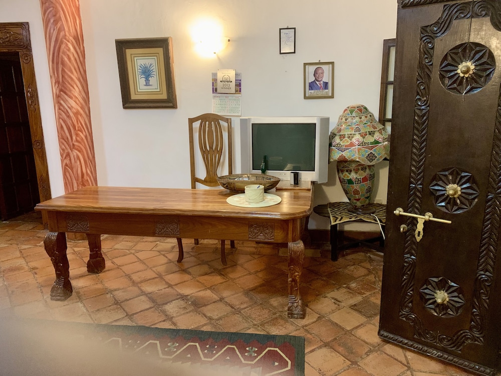 Kenyan House Boutique Hotel 2/36
