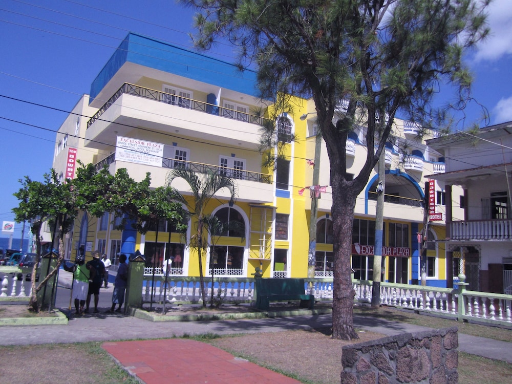 The Downtown Hotel 55/68