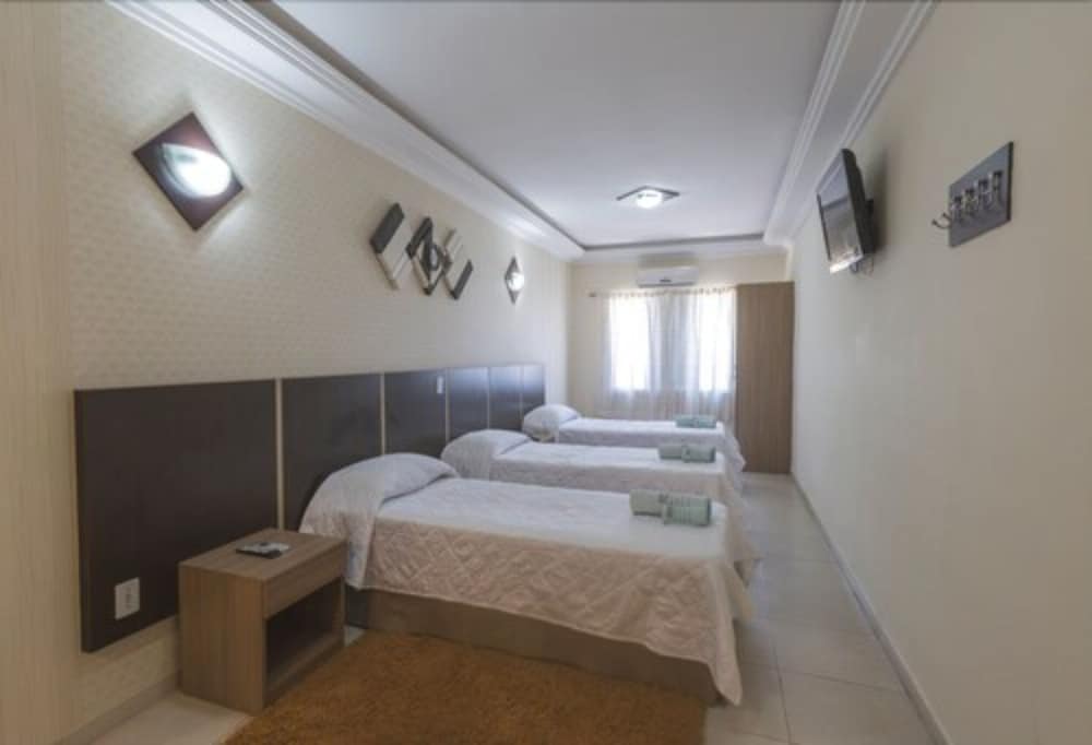 Monte Serrat Hotel 5/36