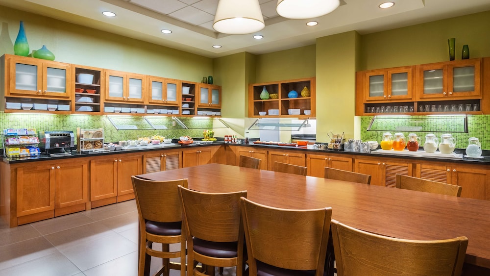 Hyatt Place Coconut Point 43/64