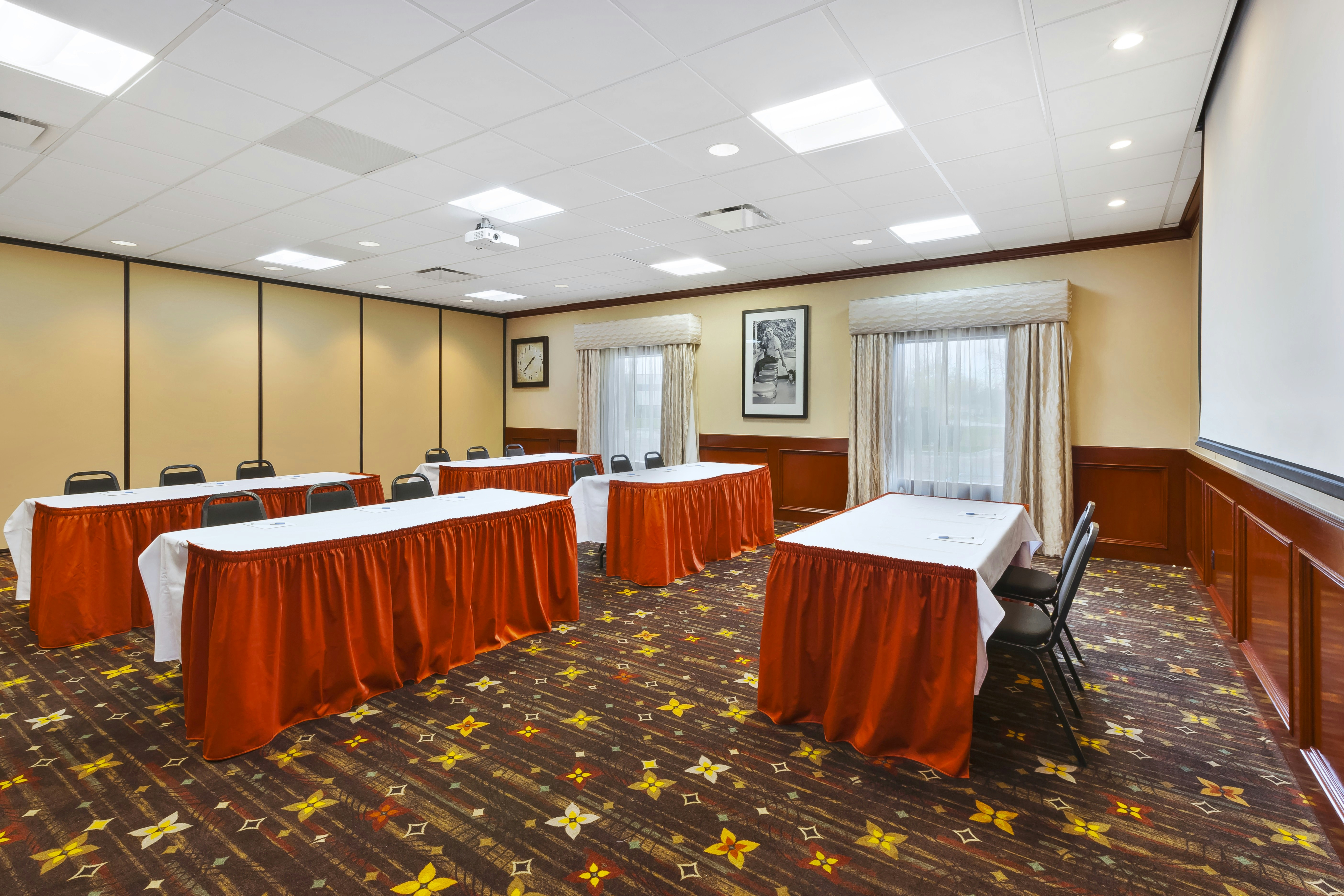 Hampton Inn Detroit-Southgate 55/60