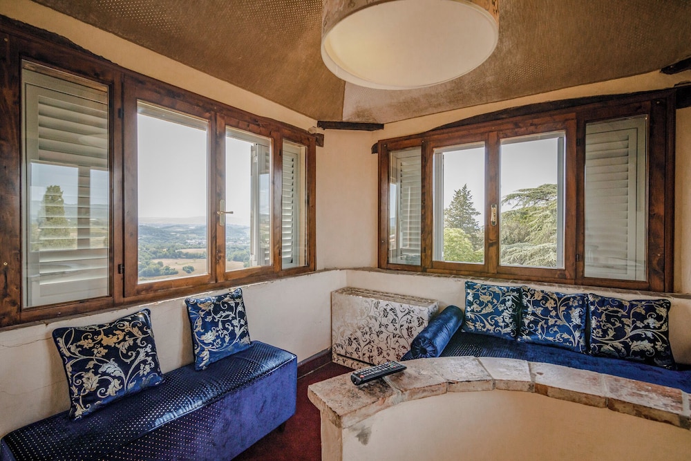 Villa Lecchi 27/50