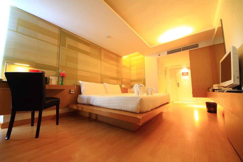SUPERIOR ROOM