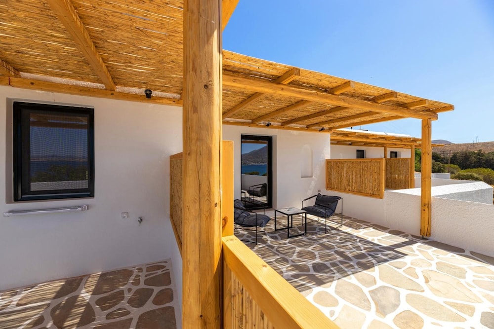 Omilos Beachfront House 59/59
