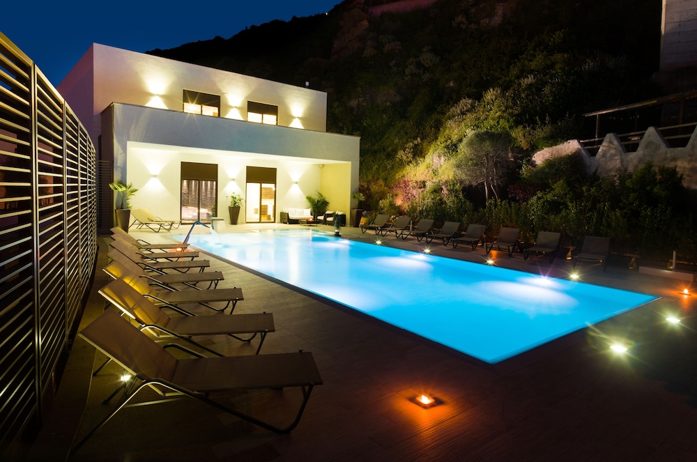 Riviera Castelsardo Hotel 2/60