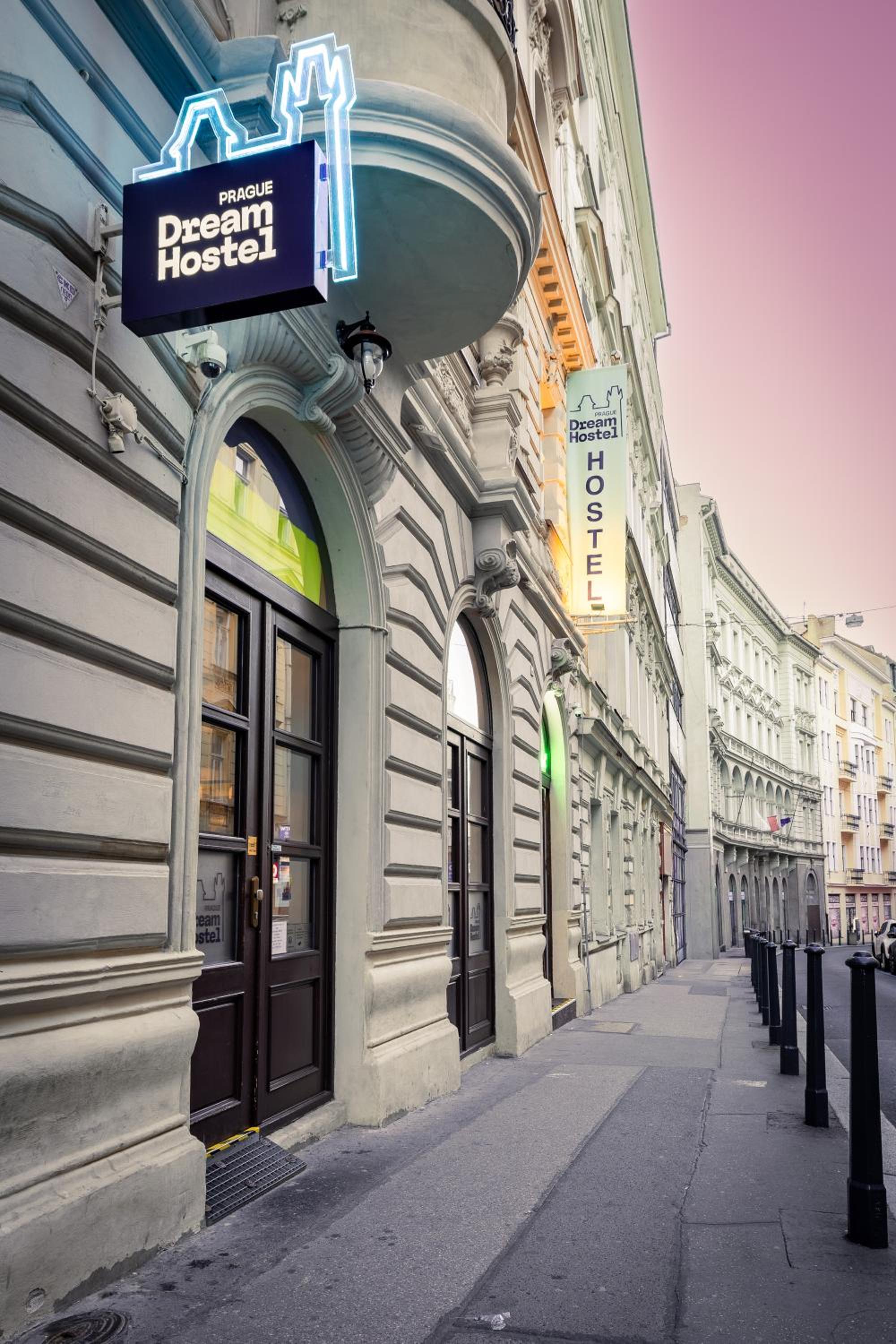 Prague Dream Hostel 32/33