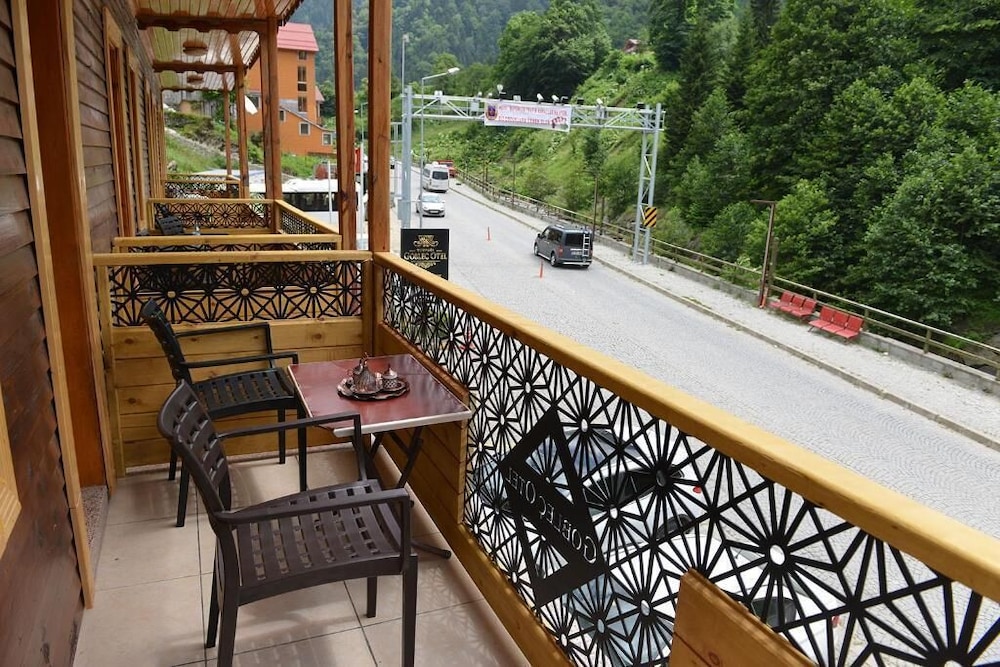 Goblec Hotel 57/72