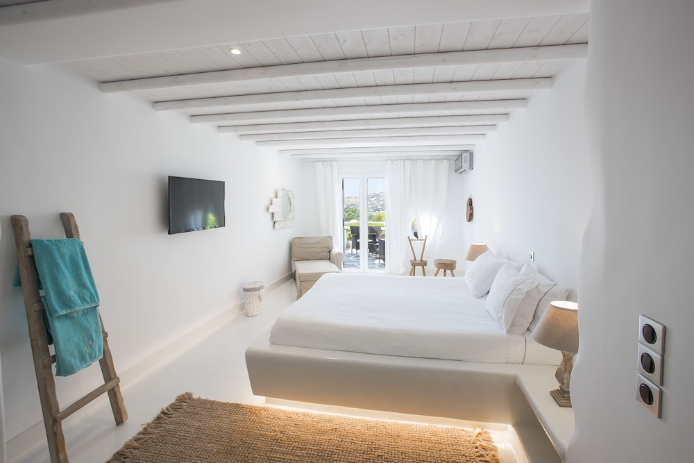 Paros Palace 15/76