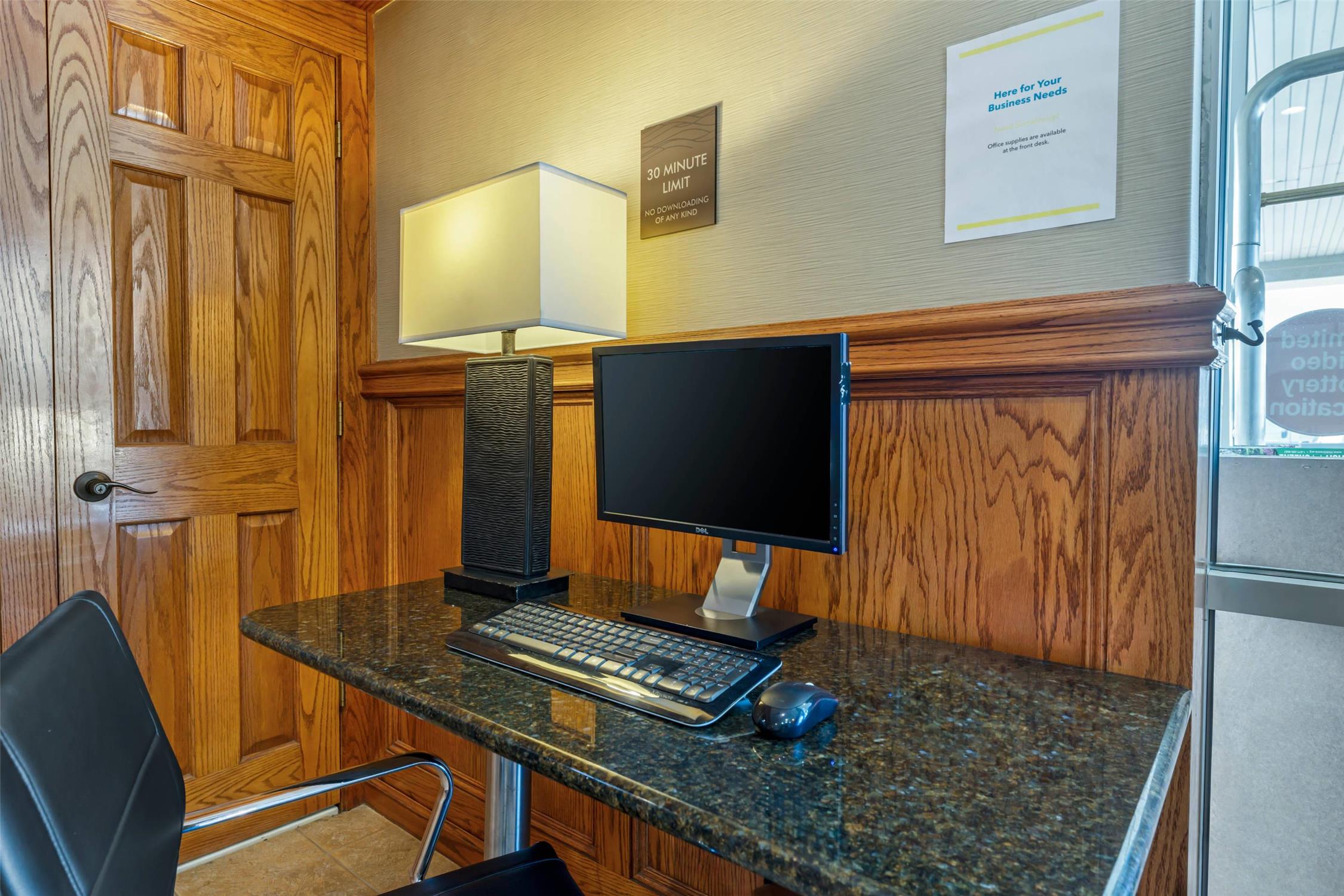 Comfort Inn & Suites Triadelphia - Wheeling 35/38