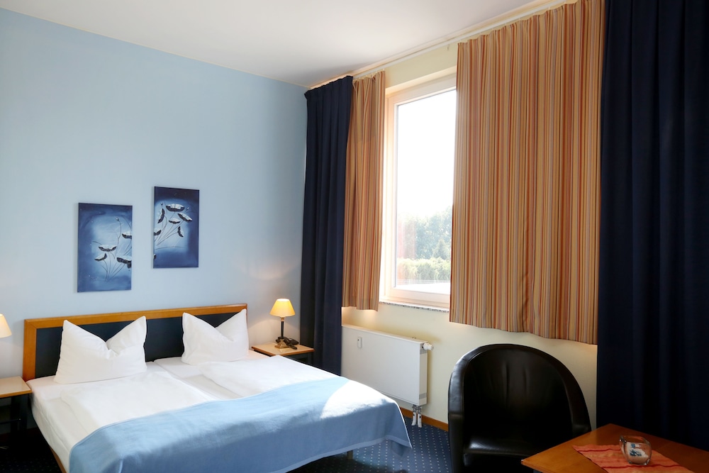 H24 Hoteltow 13/34