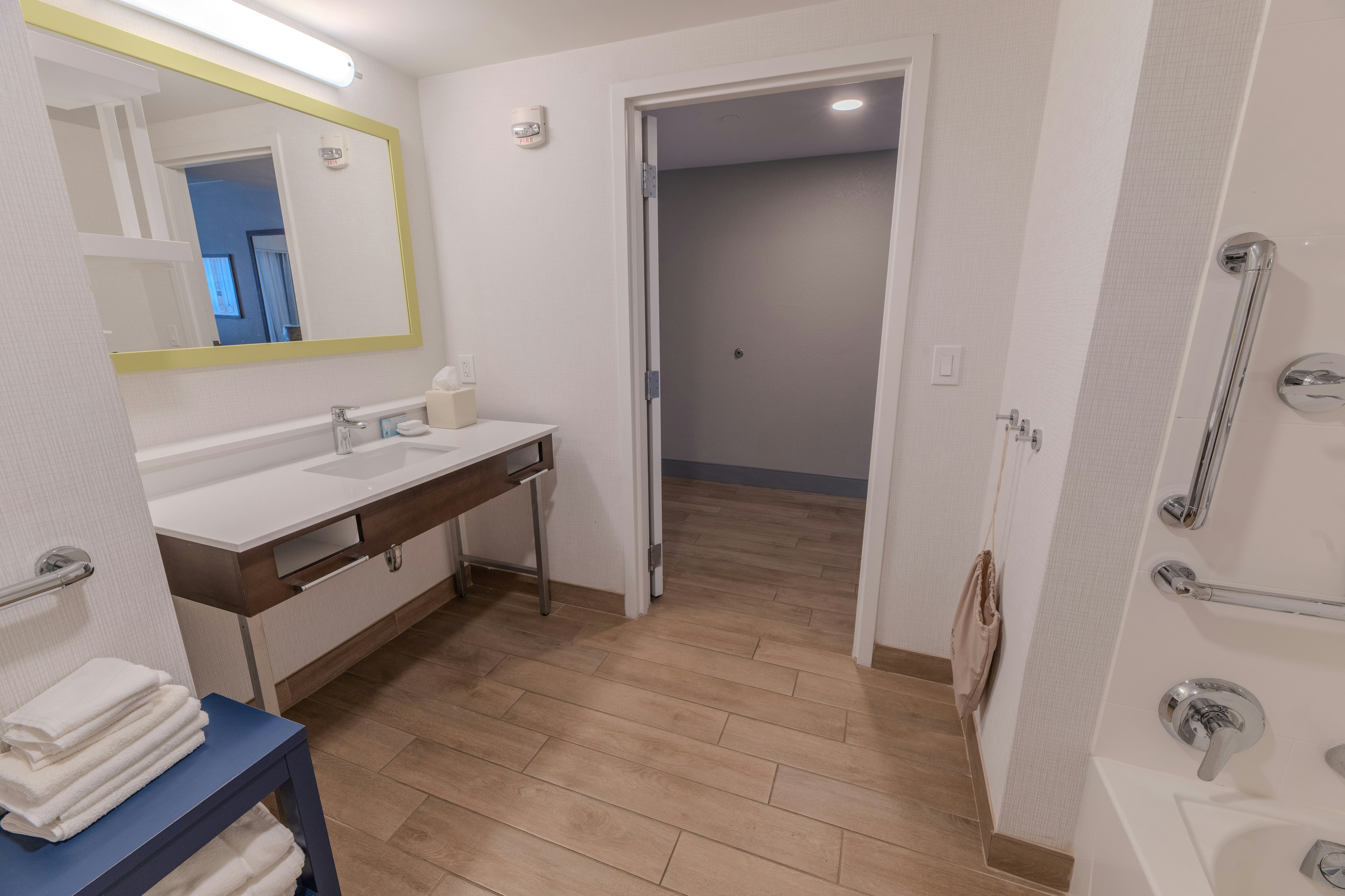 غرفة بسرير كينج لذوي الإعاقة، Hampton Inn Suites Florence Downtown 5/5
