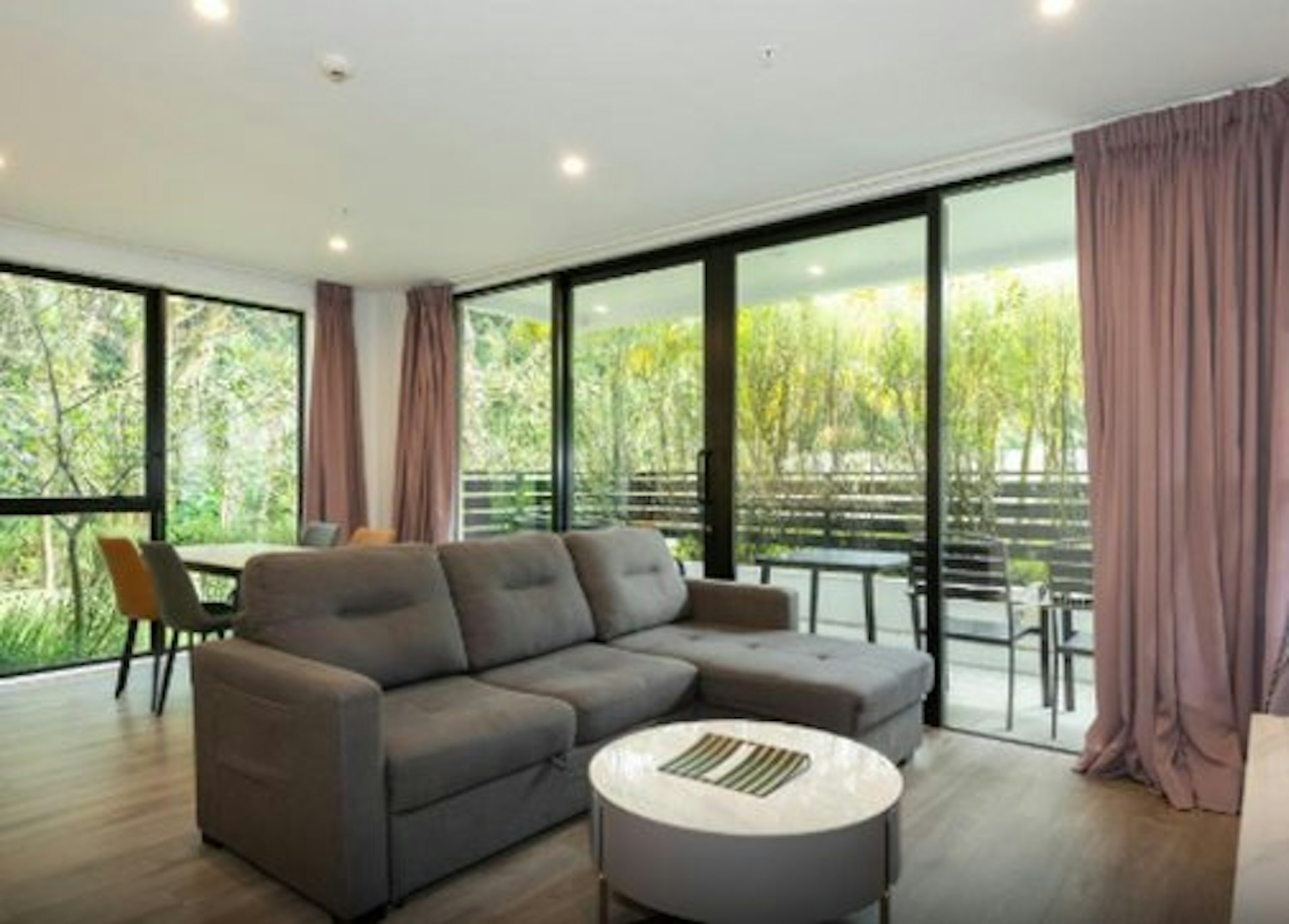 The Edgerley Suites 25/37