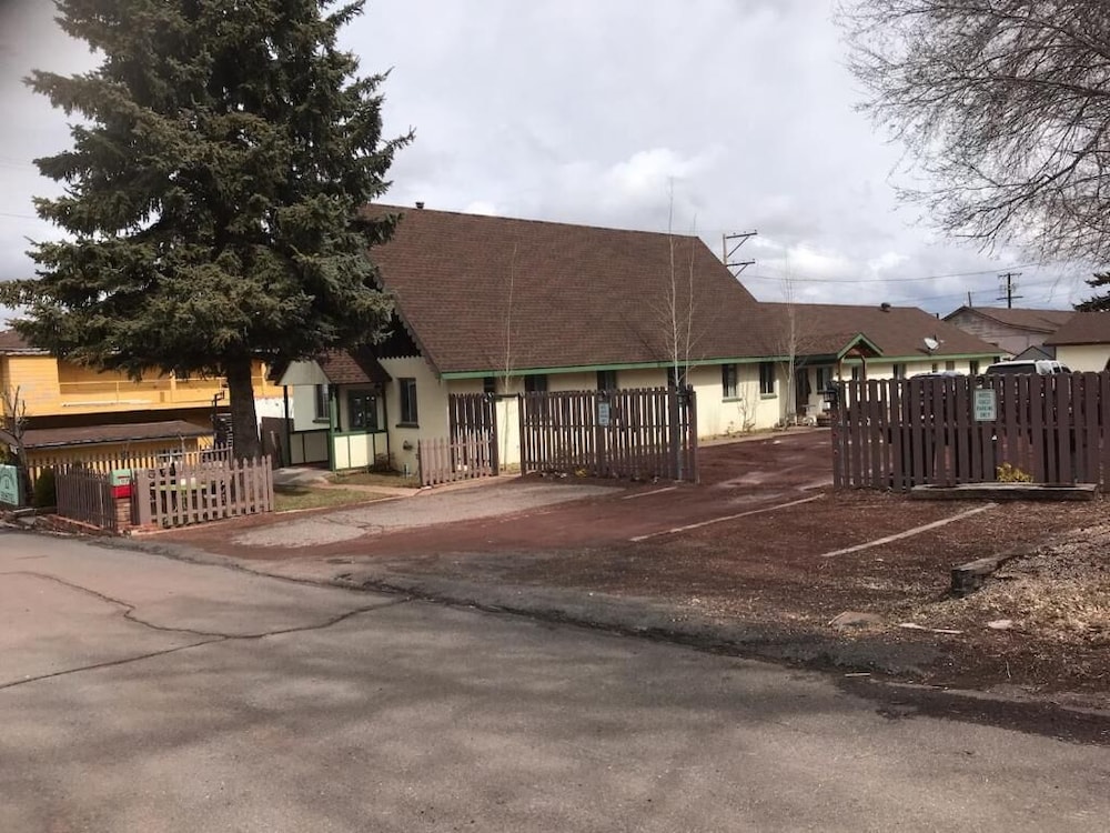 Williams AZ Hostel 57/67