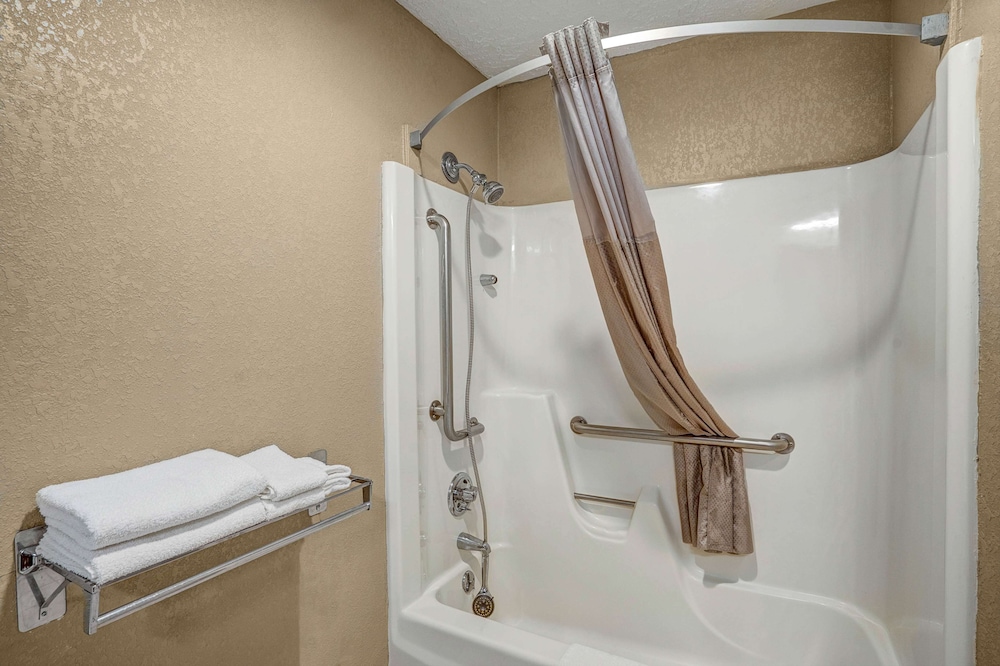 Motel6 Hillsville, VA 49/50