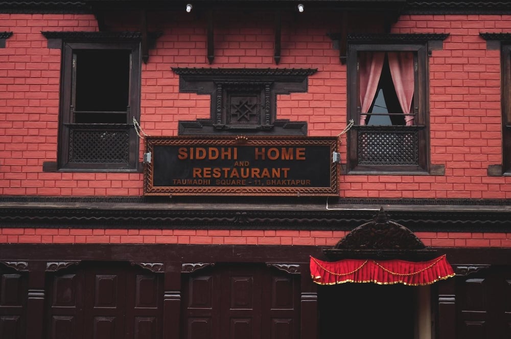 Siddhi Home & Restaurant 9/45