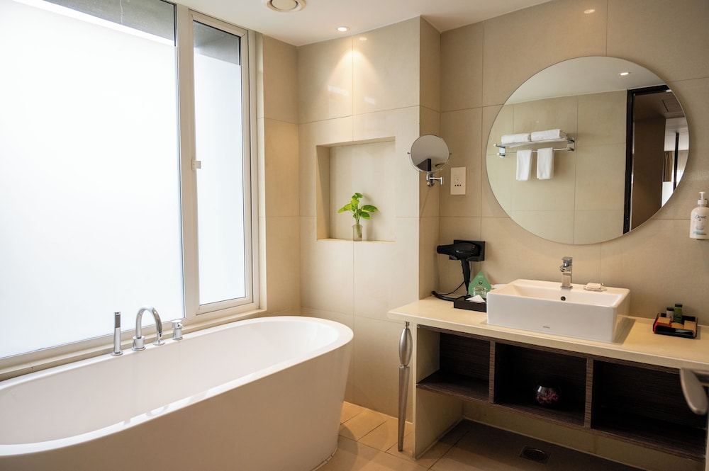 Grand Kakinada by GRT Hotels 56/57