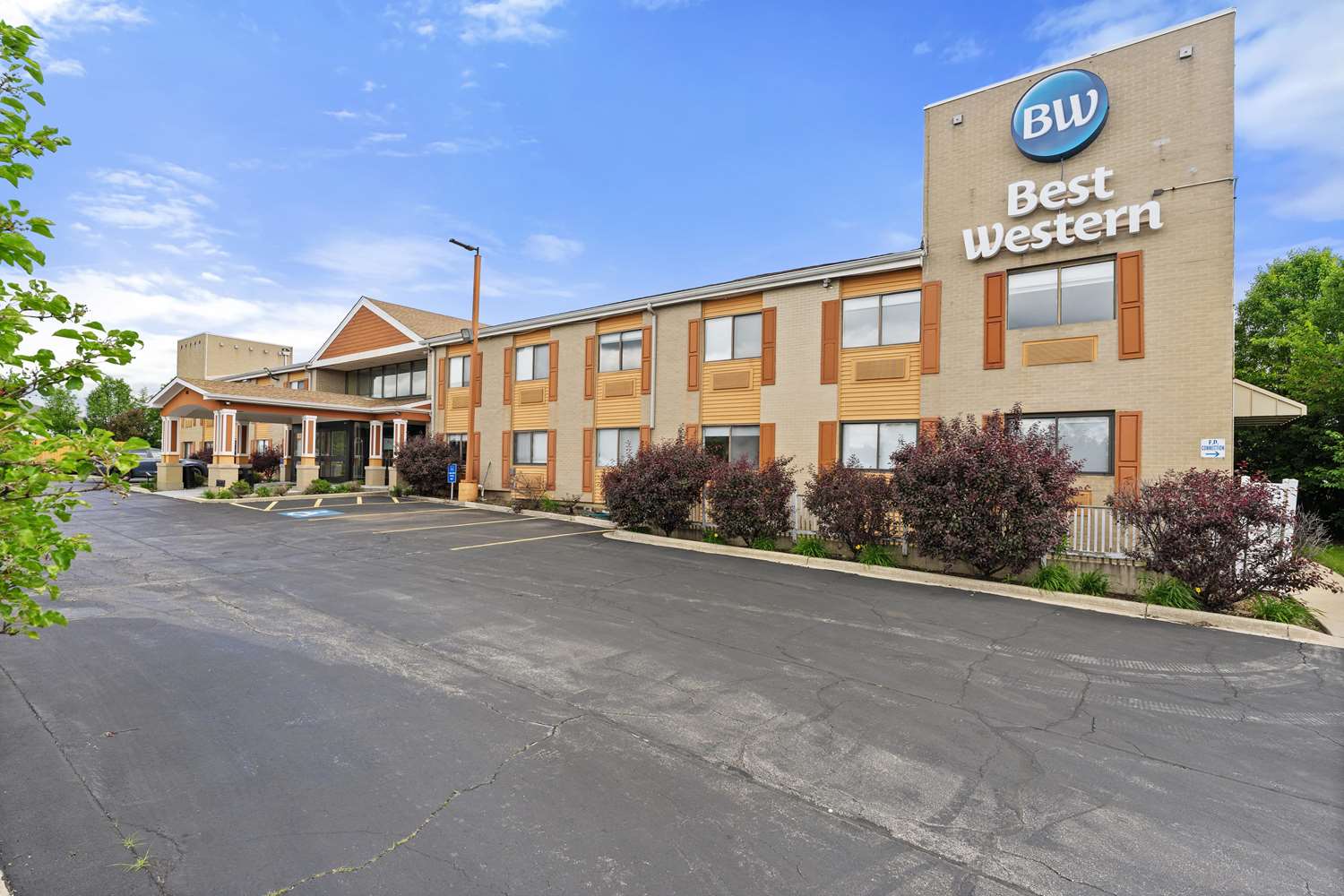 Best Western Oakbrook Inn 24/24