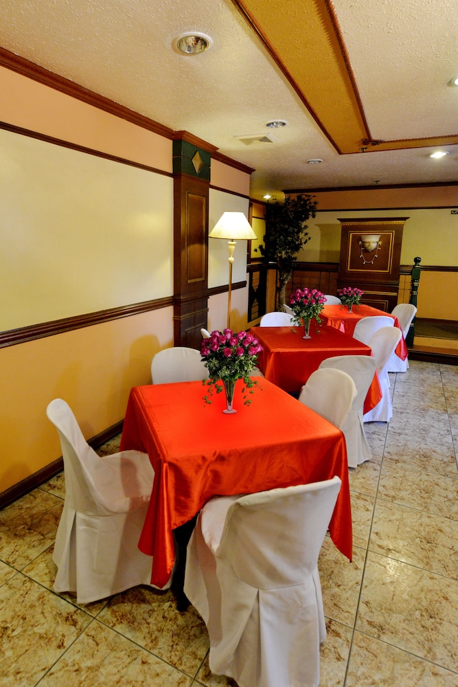 Paladin Hotel 31/41